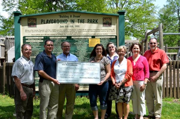 TasteOfEL's tweet photo. Last week @CrcMSU presented the @ELRotary with a check for $2,100 from the #TasteofEL!!! http://t.co/NQwVKutd