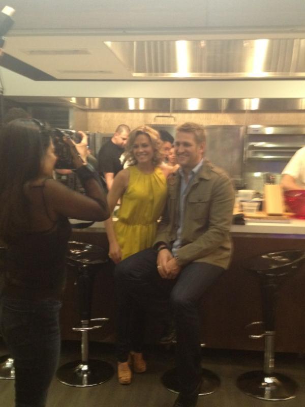 newyorksiddy's tweet photo. @catcora and @curtis_stone at our shoot! @kitchenNYC @NYDNlifestyle http://t.co/LJbYsTVs