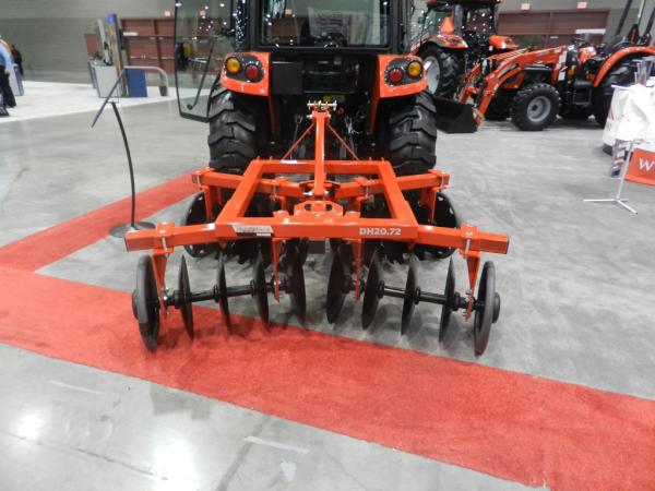 McCormick X10.40H Cab with McCormick by Woods Disc