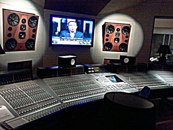 pureskyemusic's tweet image. We up in #PatchWerk, makin MAGIC!