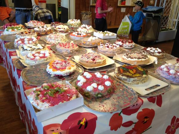 Tårtkalas på fritids!!