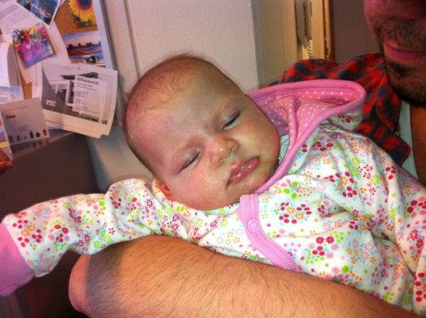 ClaudiaMJS's tweet image. VIP op redactiebezoek! #Fiene