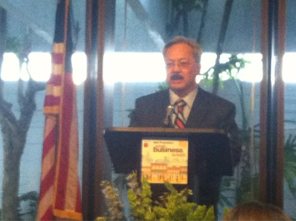VisaNews's tweet photo. SF Mayor Ed Lee recognizing some of the Bay Area’s finest small businesses #sfsmallbizweek #visa http://t.co/5qVcJxEA
