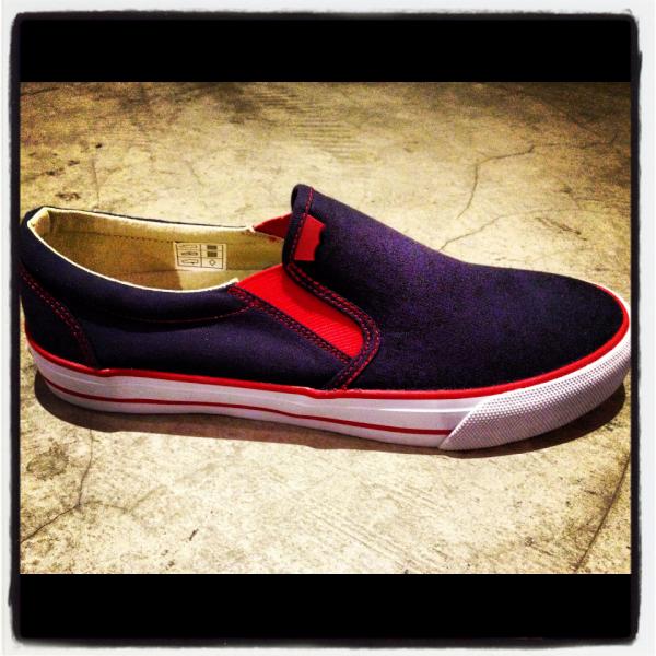LevisAccessPH's tweet photo. HEY Y'ALL! We'll be uploading photos of the shoes from our S/S 2012 collection! one photo per day starting.... now! http://t.co/AYPWIsTa