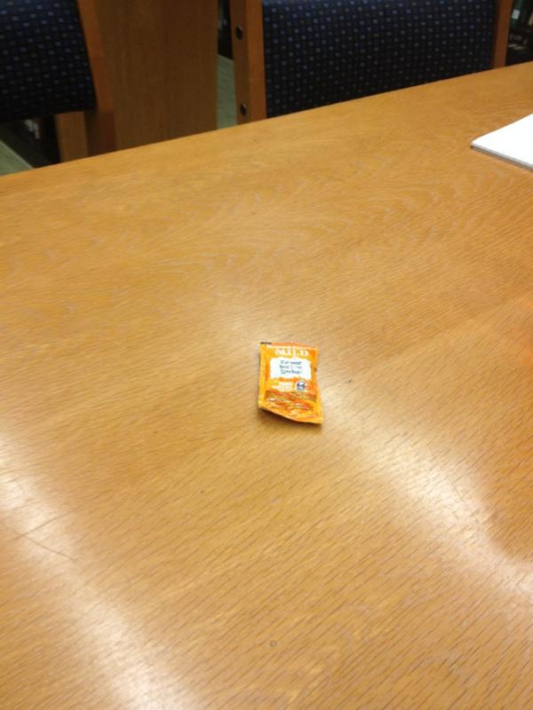 hAMBERgerr's tweet photo. Saved the table with this @aud_mac http://t.co/kR8IN6o