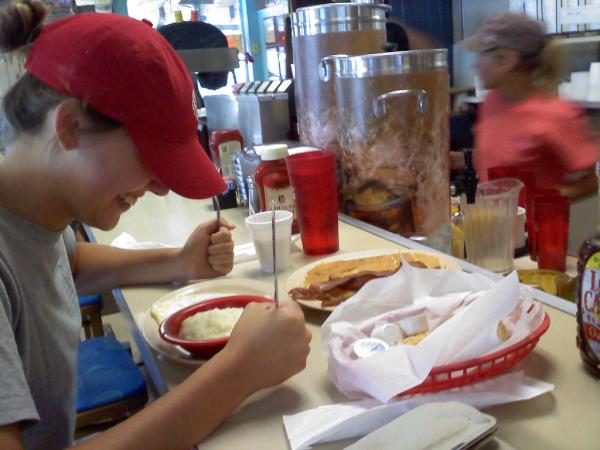 melweezys's tweet image. the infamous "hungry man." #threeplates gotta go all out last time at causeway before next semester right??