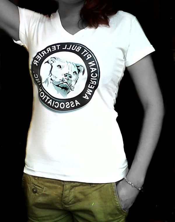 rojamorena's tweet photo. camiseta: american pitbull terrier $25.000 COP siguenos y deja tu pedido en  https://t.co/mI5CP4kV http://t.co/OwTXdSVg