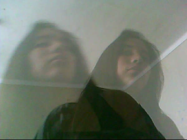 noeliagoche's tweet photo. ¡Jugando con el efecto Fantasma en Webcam Toy! soi un fantasmaaa #webcamtoy http://t.co/Wrq8kTvv