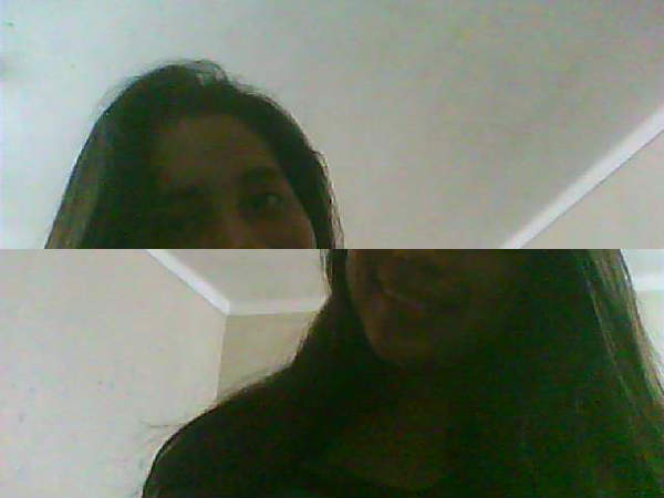 noeliagoche's tweet photo. ¡Jugando con el efecto Espejo Inverso en Webcam Toy! linda sonrisaaaaaa #webcamtoy http://t.co/VUvIXwHv