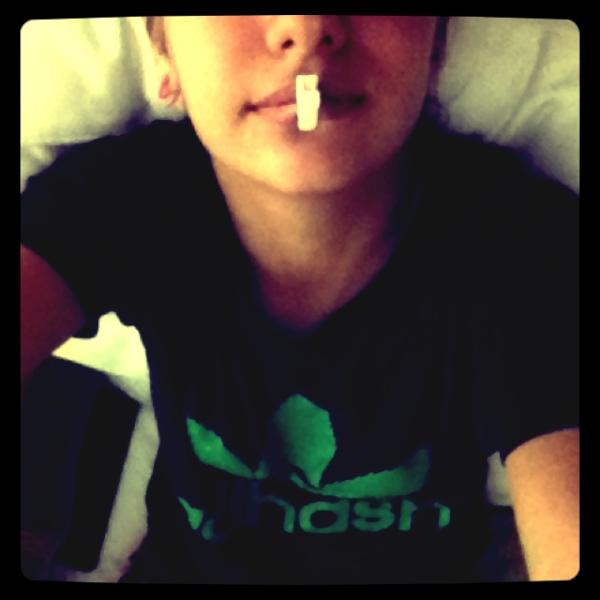 BlancaArroniz's tweet image. Comoooooooo me aburro jajajajjajajaaja #jejeh