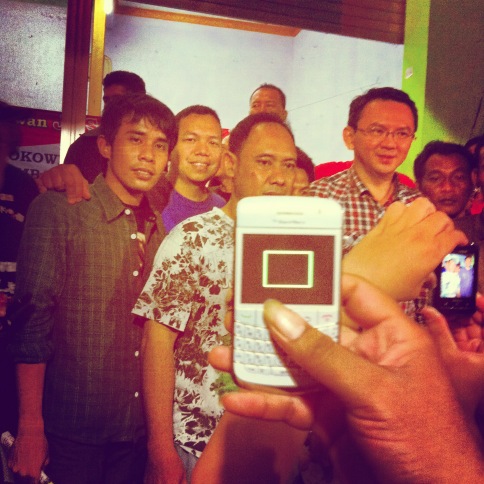 Jangan lupa pilih dia. !!