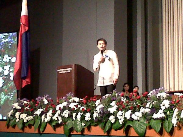 rowpenjobert's tweet image. Sec. Joel Villanueva at PICC Plenary Hall @secjoelv #pasaload :p