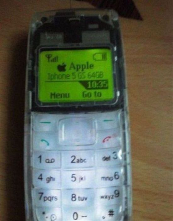 R_deVicente's tweet image. Ya esta, acaban de anunciar el nuevo iphone 5 menuda pasada