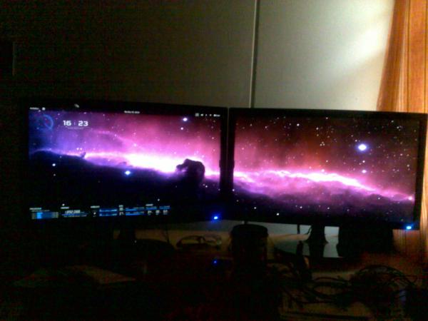 vivekomon's tweet image. Awesome :) "@r0hit64 my PC just got another monitor to work with... #happycoder http://t.co/jld4mmaj"