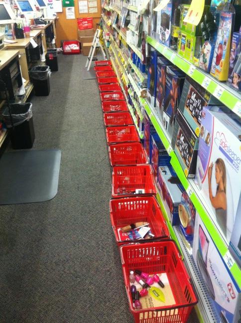 ktipsy1125's tweet image. What my day consist of at work today, separating make up into these damn baskets #cvsproblems