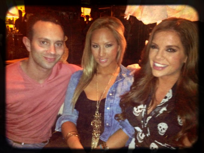 Fun times last night @ the SLS ❤ http://t.co/TNEbHW6P<a href="/tag/sprinkles"class="tags"><span>#sprinkles</span></a>