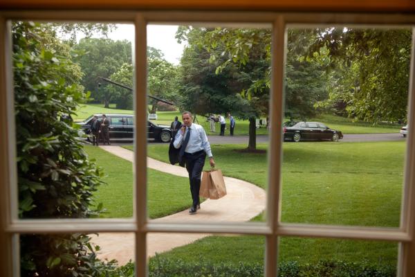 BarackObama's tweet image. Lunch run.