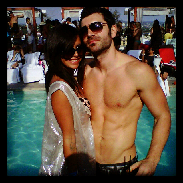 Gigi Feshold on Twitter: "My babe and I looking particularly tan #hotcouple  #hethinksimbeautiful http://t.co/E7ChSd6e" / Twitter