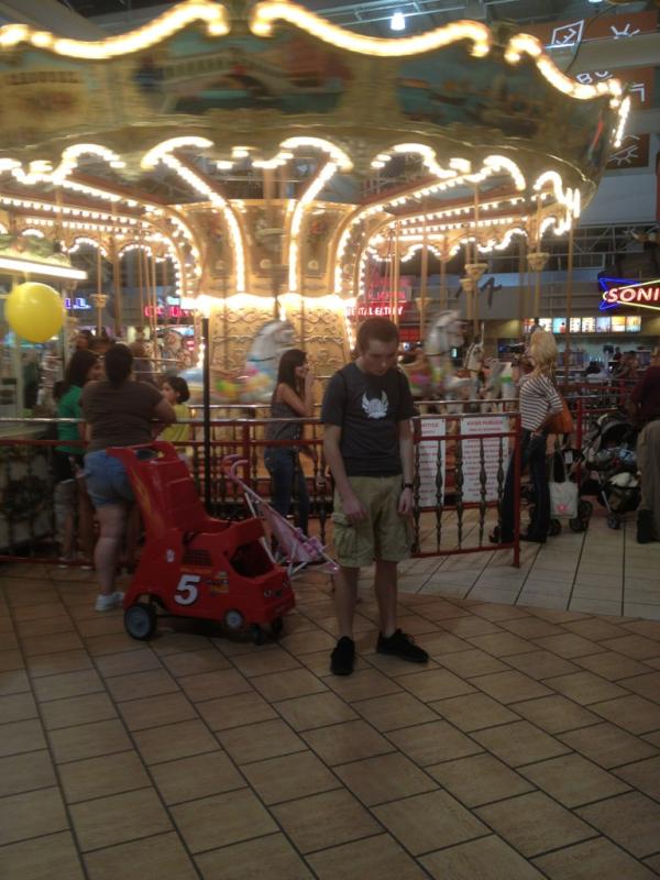 DorsettWilliam's tweet image. @Insomnity just to tall #mallprobz #TEAM24