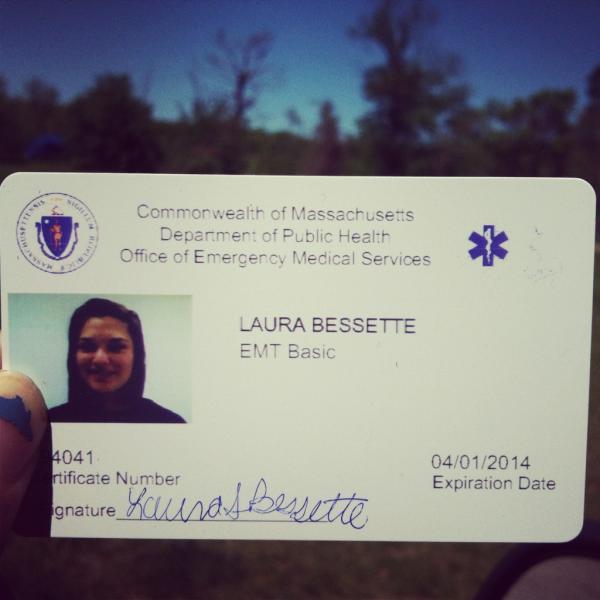 LoTvelia's tweet image. FUCK YEAH! GOT MY MOTHAFUCKIN LICENSE! #emtproblems #happyfuckingtweet