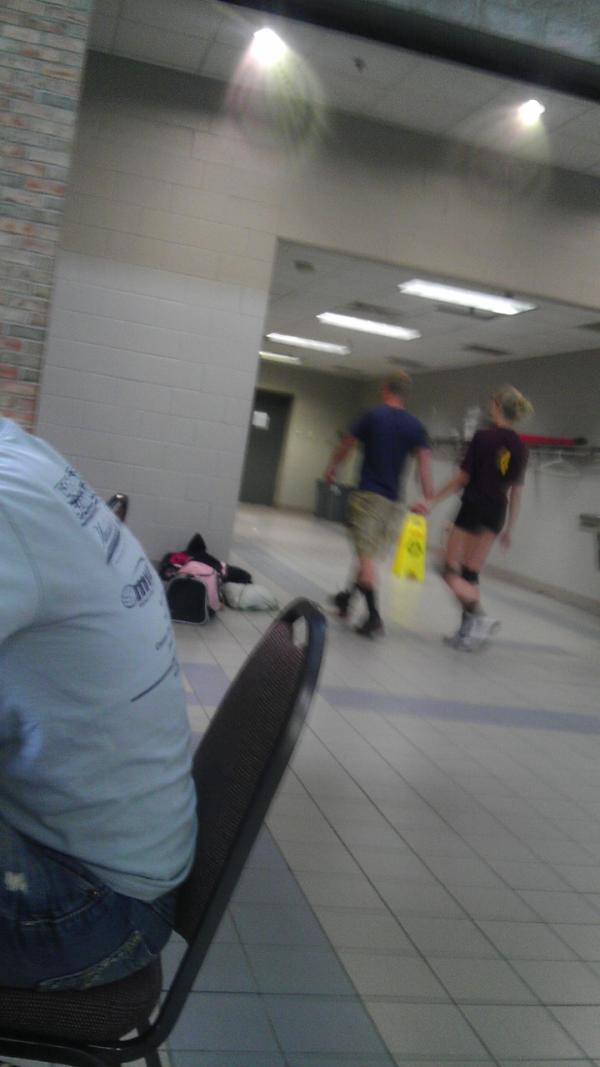 chels21lake's tweet image. @cameronvb THEY WERE HEAD TO THE ELEVATOR TO MAKE OUT! THE OTHER COUPLE WAS ALREADY IN THERE! #CUproblems