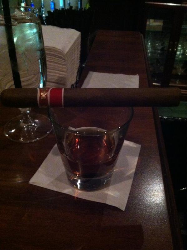 SalongaEric's tweet image. Enjoying a relaxing #Cigar and #Scotch with @Randywey in #CheRoot