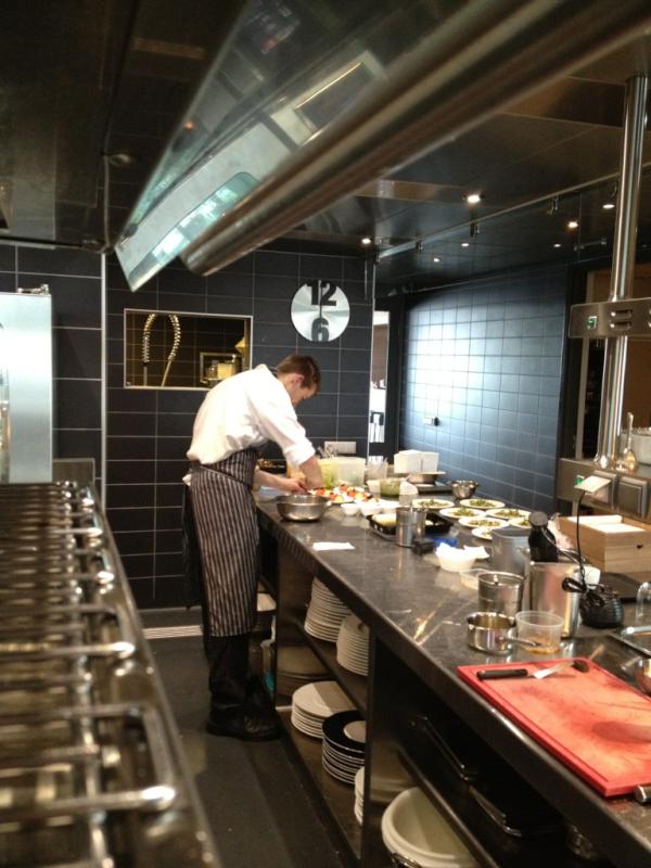 @stefandegekste wat zijn we blij!!!  King kong is weer terug.