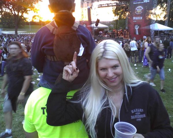 bomb_shell80's tweet image. @Susie_Turner #monkeybackpack