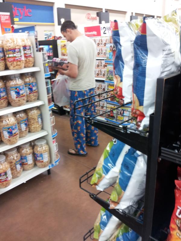 cagedfans's tweet photo. what part of the game is this? #peopleofwalmart http://t.co/bXY4jEBi