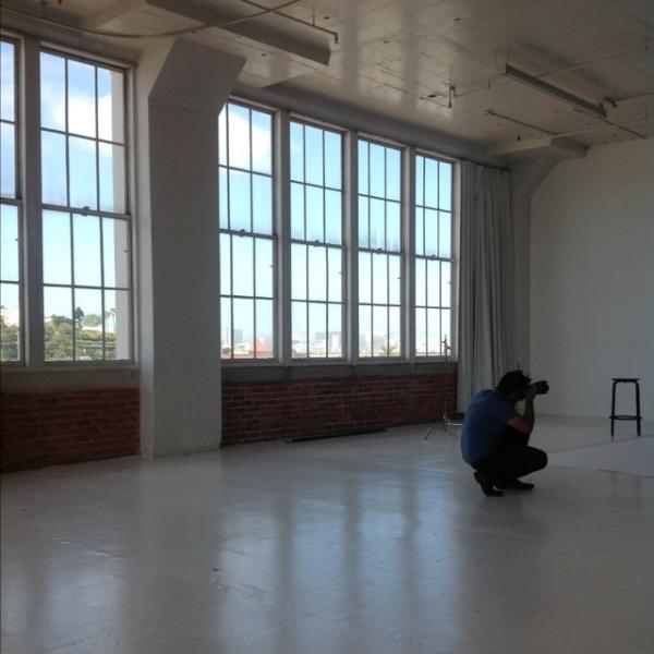 TheLightGrid's tweet image. 6 shoots today in our beautiful daylight studio.