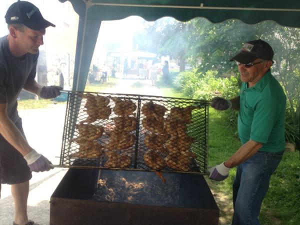 KingWeekly's tweet photo. Prepping the famous chicken at Emmanuel Presbyterian for the #schombergfair. http://t.co/koTZ2rYk