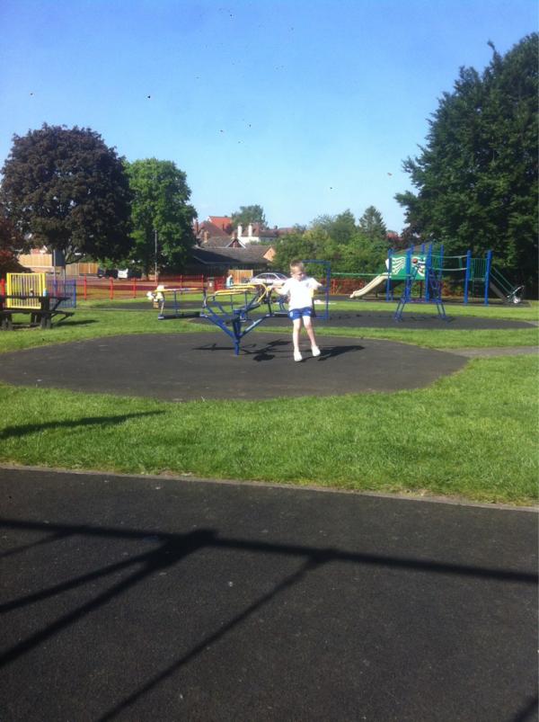 paulscriven88's tweet image. #withoutacareintheworld