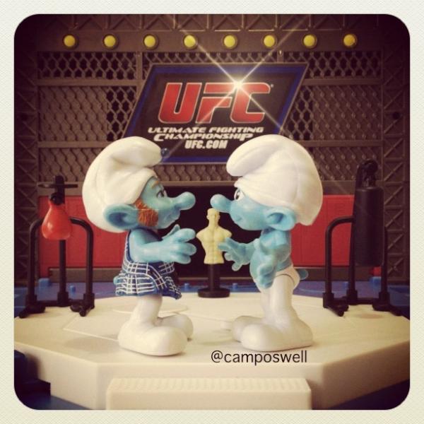 Instahot's tweet photo. Tonight! Smurf #UFC 👊 - Live on Instagram #smurfs #pitufos #toys by camposwell on http://t.co/abBSgAo3 http://t.co/ckgAwJ4w