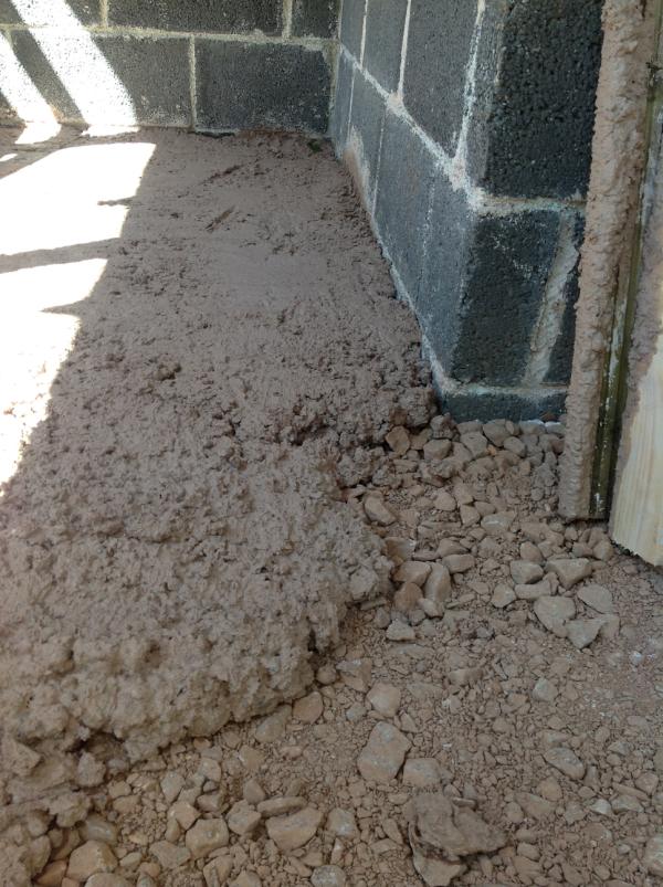 UnderhillCraig's tweet photo. Thank goodness for cement mixers. Limecrete floor has been laid. It needs a finer finish on top. http://t.co/4UNVKRM3
