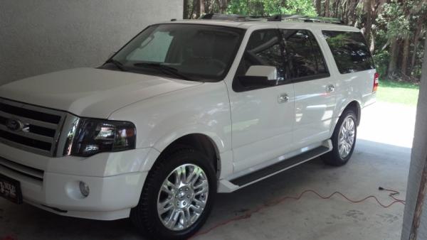 Nice detailed, Ford Explorer
