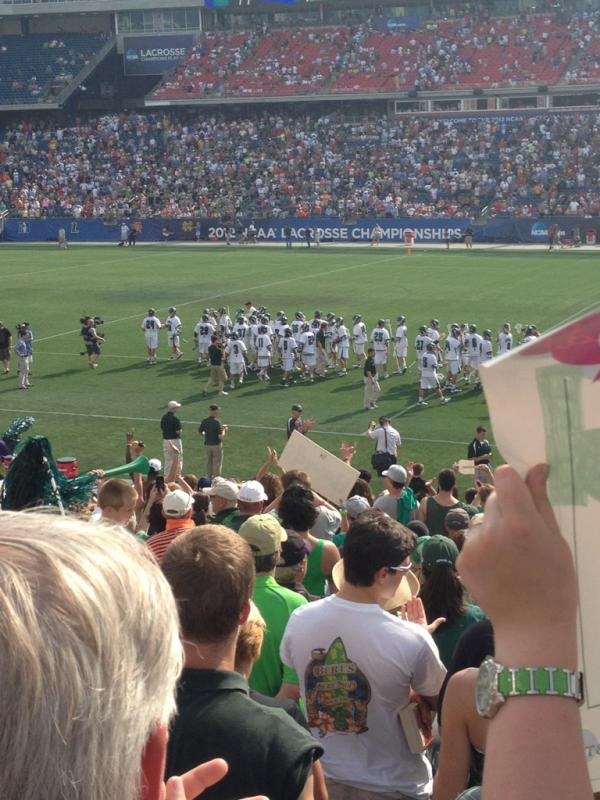sawybeans's tweet photo. Let's go hounds!!!! national championship on Monday here we come http://t.co/ADh1uJko