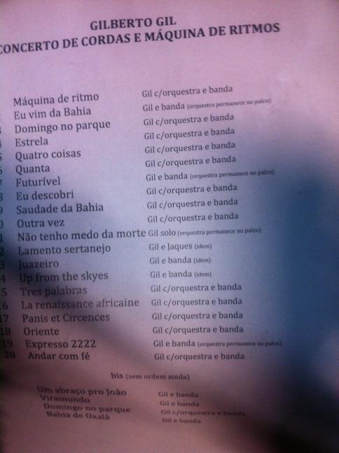 joyceathie's tweet photo. Furo cênico jornalístico RT @marcelobones: Show de Gilberto Gil no Palacio das Artes BHZ http://t.co/E9WOr0dB
