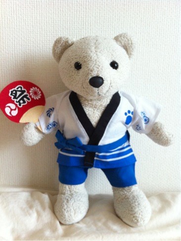 FINAL_HOME's tweet photo. ぼく、きょう6さいになった！これ、たんじょうびプレゼント！o(^▽^)o http://t.co/j0IFdY6j