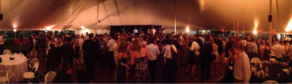 nlau02's tweet photo. #harvard02 knows how to party rock :-) http://t.co/aCEUwuXU