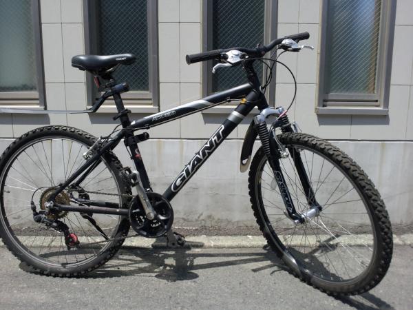 daiwa_cycle35's tweet photo. ※中古車      GIANT  ATX830   ￥15,000 http://t.co/RrdbpBMv