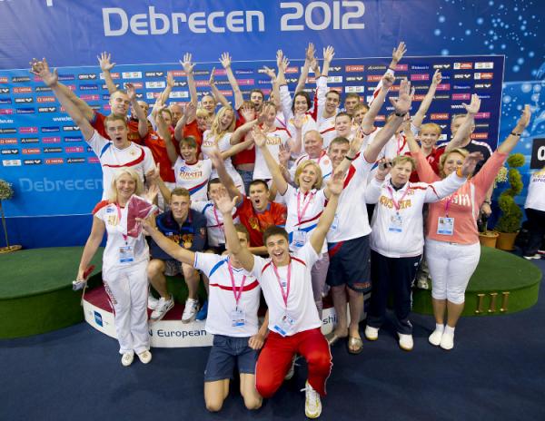 Russwimming's tweet photo. Сборная России в Дебрецене http://t.co/2Fojgz2b