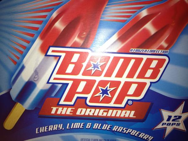 vandives's tweet image. Memorial day weekend must-have #Bombpops #RedWhiteBlue