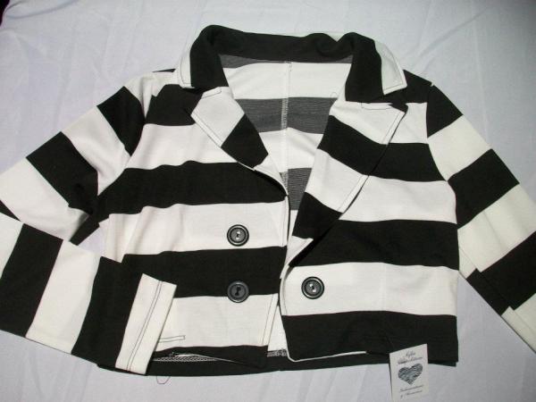 FlorenceArthaut's tweet photo. Saquito a rayas $125 http://t.co/QvOL4Lqb