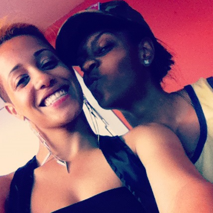 _BornBeautyx3's tweet photo. Me nd @DNNYDDOTCOM ;) http://t.co/1UORYLIn