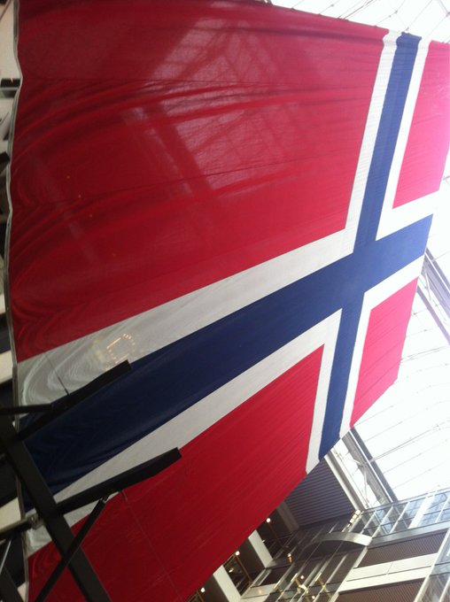Big flag. http://t.co/3So7XHQ