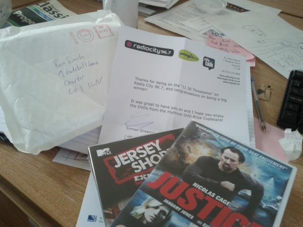 HighNoteUK's tweet photo. Gotta thanks @simongreening for this fantastic prize for winning the #Threesome http://t.co/YPRGV6lh
