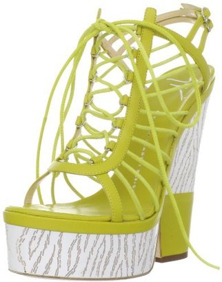 Tuneintome's tweet photo. That 70s Shoes http://t.co/kTjqpnTd Travel Back Into Style #fashion #loveit http://t.co/iz9l3fMP