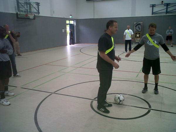 PHOTO: <a href="/RobStoneONFOX/">Rob Stone</a>, @Wynalda11 and @warrenbarton2 play a quick game with the U.S. troops in Hohenfels.