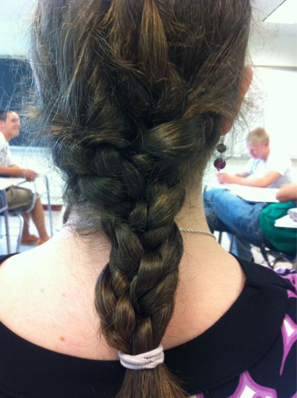 marisa_sullivan's tweet image. What I do during pre-calc, haha :p #senioritis #braidception