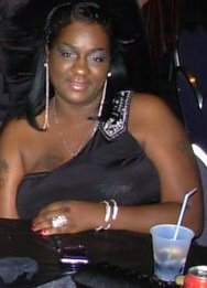 #TwitpicYourMomIfShesBad ;D http://t.co/sYevyTWw<a href="/tag/twitpicyourmomifshesbad"class="tags">#TwitpicYourMomIfShesBad</a>